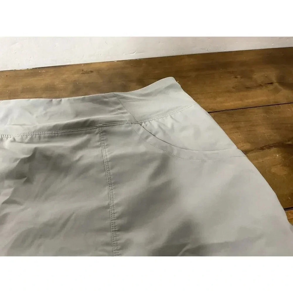 Patagonia Mens Skyline Stencil Responsibili Tee T-Shirt Size XS NWT - Picture 10 of 11